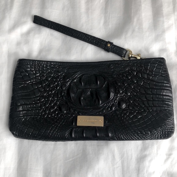Brahmin wristlet